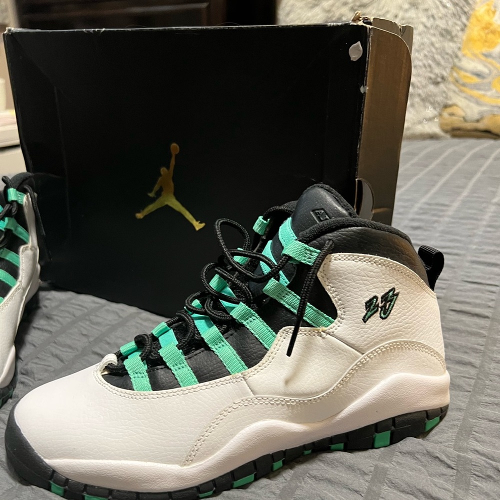 Air Jordan 10 “Verde” GS